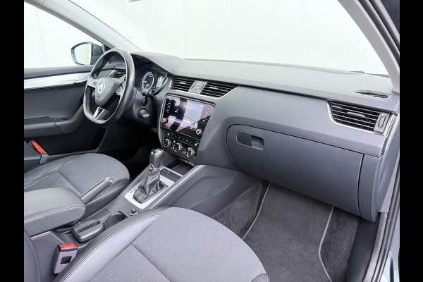 Škoda Octavia Combi 1.5TSI 150PK Automaat Stoelverwarming Apple Carplay Android Auto Navi Ecc Pdc Business Edition Isofix Cruise Control Led Lmv Bluetooth 1e Eigenaar Dealeronderhouden Origineel Nederlandse Auto