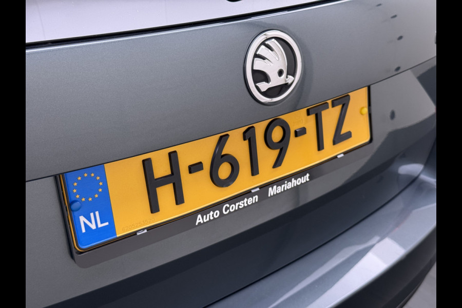 Škoda Octavia Combi 1.5TSI 150PK Automaat Stoelverwarming Apple Carplay Android Auto Navi Ecc Pdc Business Edition Isofix Cruise Control Led Lmv Bluetooth 1e Eigenaar Dealeronderhouden Origineel Nederlandse Auto
