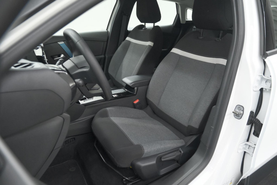 Citroën Ë-C4 Live 50 kWh | 11 KW lader | Apple Carplay | Parkeersensoren | LED
