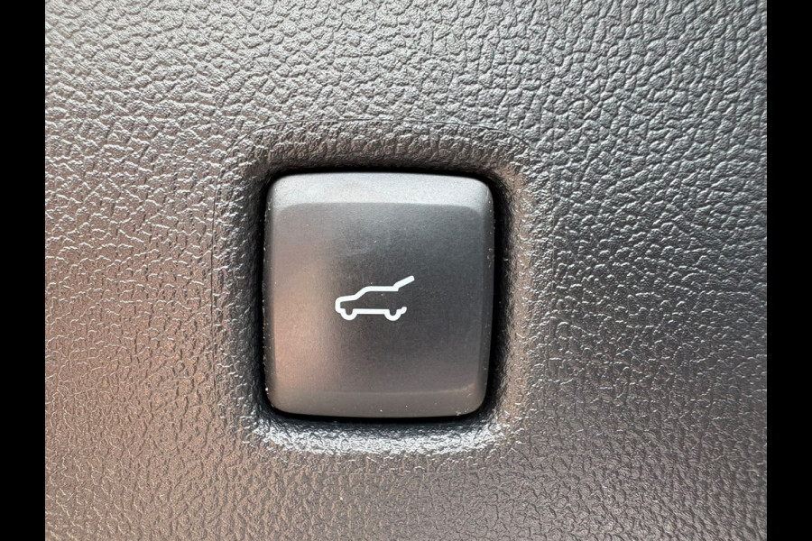 Ford Kuga 2.5 PHEV ST-Line Pano-dak/Camera/Elektr.-klep/Winter-pack/Parkeerhulp