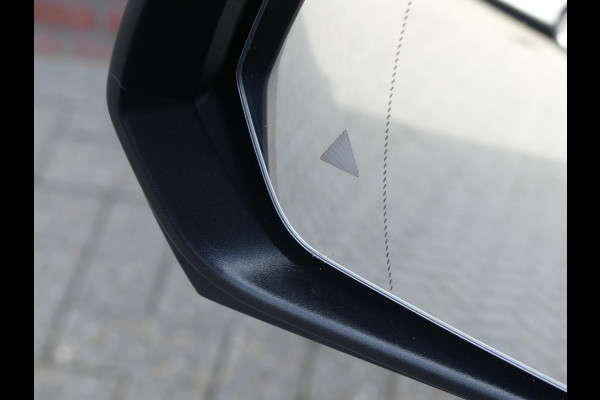 Mercedes-Benz V-Klasse 300d Extra Lang AMG Dubbel cabine Elek deuren LED/LEER