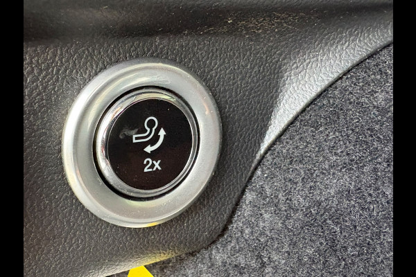 Ford Kuga 2.5 PHEV Vignale Elektr.-Trekhaak/Pano-dak/Head-up/Winter-pack