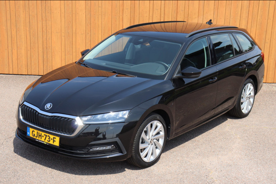 Škoda Octavia Combi 1.4 TSI iV PHEV Business Edition carplay