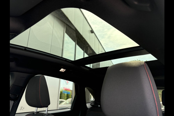 Ford Kuga 2.5 PHEV ST-Line Pano-dak/Camera/Elektr.-klep/Winter-pack/Parkeerhulp