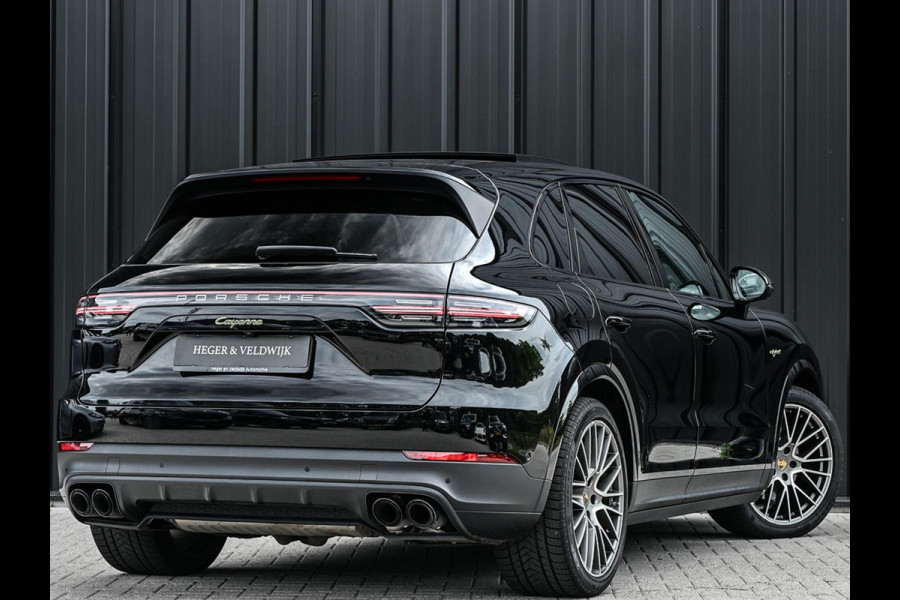 Porsche Cayenne 3.0 E-Hybrid Platinum Edition | Panoramadak | 360 Camera | Bose | Sport Chrono | Ambiance Verlichting | Stoelverwarming V+A | Luchtvering |