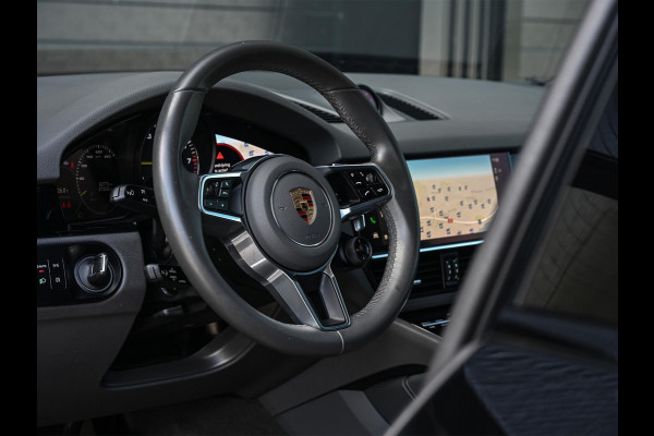 Porsche Cayenne 3.0 E-Hybrid Platinum Edition | Panoramadak | 360 Camera | Bose | Sport Chrono | Ambiance Verlichting | Stoelverwarming V+A | Luchtvering |