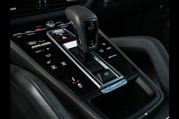 Porsche Cayenne 3.0 E-Hybrid Platinum Edition | Panoramadak | 360 Camera | Bose | Sport Chrono | Ambiance Verlichting | Stoelverwarming V+A | Luchtvering |