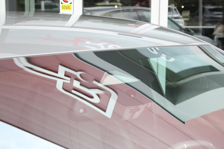 Peugeot 208 1.2 Hybrid 145PK AUTOMAAT GT | CAMERA VOOR + ACHTER | NAVIGATIE | DRAADLOZE APPLE CARPLAY/ANDROID AUTO | FULL LED KOPLAMPEN | LICHTMETALEN VELGEN 17" | DODEHOEK DETECTIE | DRAADLOZE TELEFOONLADER | KEYLESS ENTRY/START | DAB+ RADIO | ADAPTIVE CRUISE CONTROL |