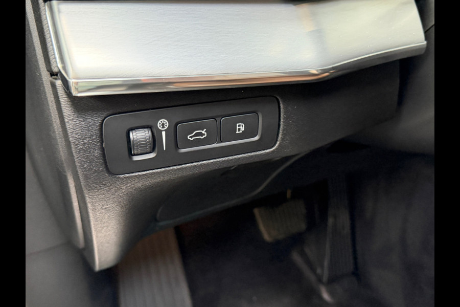 Volvo XC90 2.0 T8 Twin Engine AWD Momentum