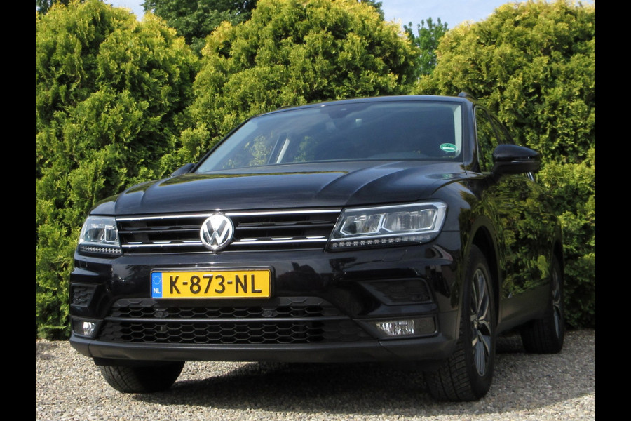 Volkswagen Tiguan 1.5 TSI Life Automaat * Trekhaak * LED *