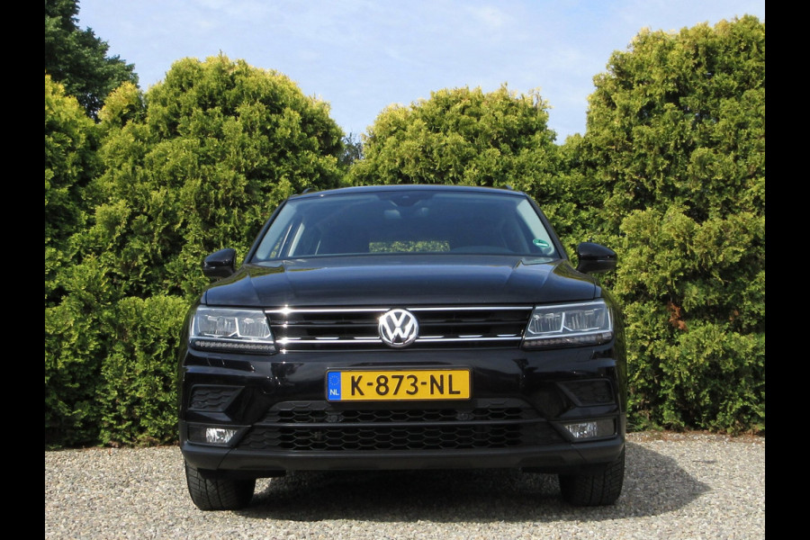 Volkswagen Tiguan 1.5 TSI Life Automaat * Trekhaak * LED *