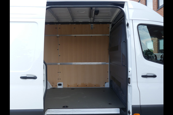 Mercedes-Benz Sprinter 317 CDI L2H2 LED/Camera/Navigatie/PDC