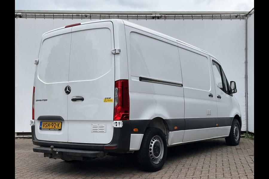 Mercedes-Benz Sprinter 3-Pers 314 2.2 CDI 143PK L2H1 Clima Cruise Audio Trekhaak 3-Persoons