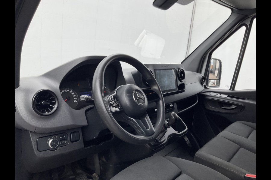 Mercedes-Benz Sprinter 3-Pers 314 2.2 CDI 143PK L2H1 Clima Cruise Audio Trekhaak 3-Persoons