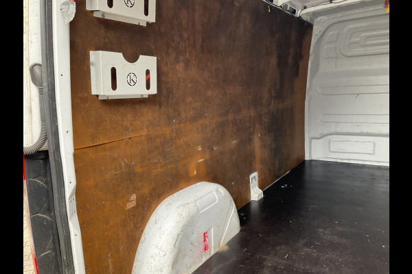 Mercedes-Benz Sprinter 3-Pers 314 2.2 CDI 143PK L2H1 Clima Cruise Audio Trekhaak 3-Persoons