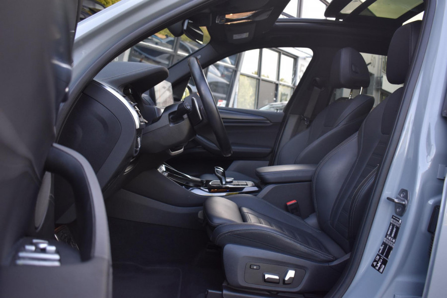 BMW X3 M40i xDrive High Executive Pano HUD Lane Camera Keyless HK