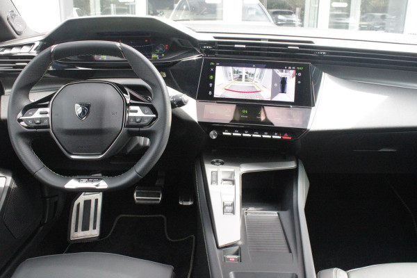 Peugeot 308 1.2 Hybrid 145PK AUTOMAAT GT | PANORAMA SCHUIF/KANTEL DAK | AFNEEMBARE TREKHAAK | NAVIGATIE | SENSATION PACK: FOCAL HIFI SYSTEM (PREMIUM HIFI SYSTEEM MET 10 SPEAKERS)/DRAADLOZE TELEFOONLADER | 360° VISION & DRIVE ASSIST PLUS PACK: ACHTERUITRIJCAMERA 360° VISEOPARK 3 (4 CAMERA'S)/PARKEERHULP VOOR EN ACHTER/ANTI DIEFSTAL ALARM/PEUGEOT i-COCKPIT MET CONFIGUREERBAAR 3D-INSTRUMENTENPANEEL/CLEAN CABIN | ALCANTARA EXECUTIVE PACK: BEKLEDING ALCANTARA/KUNSTLEDER INCL. ELEKTRISCH BEDIENBARE AGR STOEL EN MASSAGE OP BEIDE VOORSTOELEN | 18" LICHTMETALEN VELGEN "PORTLAND" | NAVIGATI