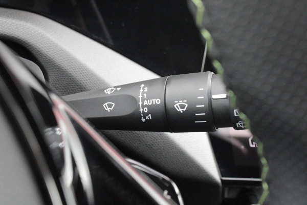 Peugeot 308 1.2 Hybrid 145PK AUTOMAAT GT | PANORAMA SCHUIF/KANTEL DAK | AFNEEMBARE TREKHAAK | NAVIGATIE | SENSATION PACK: FOCAL HIFI SYSTEM (PREMIUM HIFI SYSTEEM MET 10 SPEAKERS)/DRAADLOZE TELEFOONLADER | 360° VISION & DRIVE ASSIST PLUS PACK: ACHTERUITRIJCAMERA 360° VISEOPARK 3 (4 CAMERA'S)/PARKEERHULP VOOR EN ACHTER/ANTI DIEFSTAL ALARM/PEUGEOT i-COCKPIT MET CONFIGUREERBAAR 3D-INSTRUMENTENPANEEL/CLEAN CABIN | ALCANTARA EXECUTIVE PACK: BEKLEDING ALCANTARA/KUNSTLEDER INCL. ELEKTRISCH BEDIENBARE AGR STOEL EN MASSAGE OP BEIDE VOORSTOELEN | 18" LICHTMETALEN VELGEN "PORTLAND" | NAVIGATI
