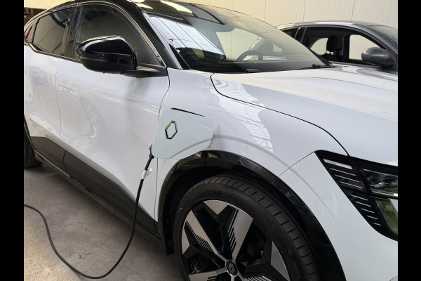 Renault Mégane E-Tech EV40 Boost Charge Techno NAVI-CAMERA-PDC-AIRCO/ECC-TWO TONE-SOH 95,6%