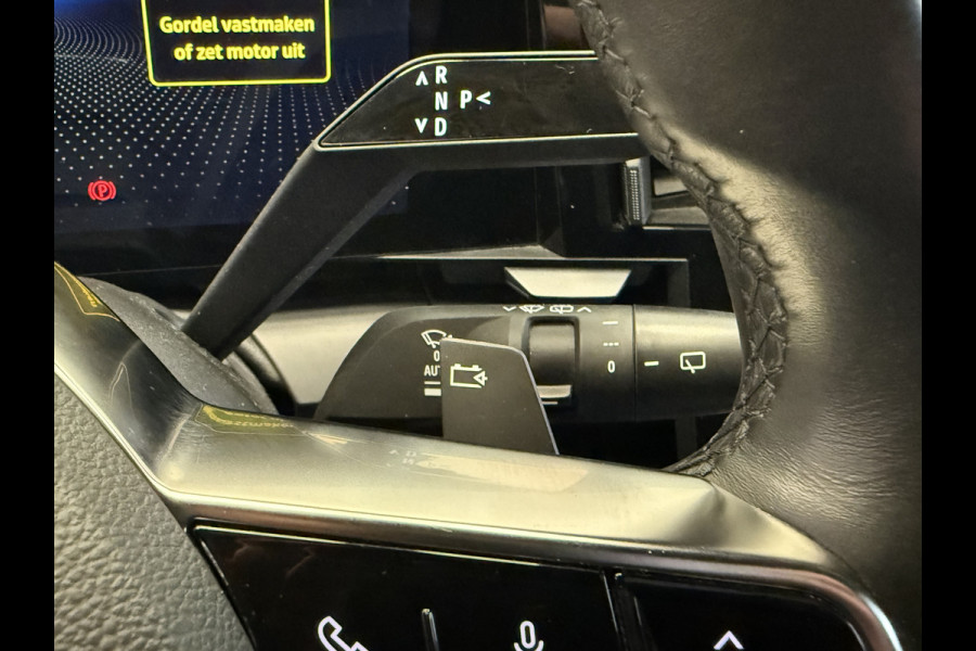 Renault Mégane E-Tech EV40 Boost Charge Techno NAVI-CAMERA-PDC-AIRCO/ECC-TWO TONE-SOH 95,6%
