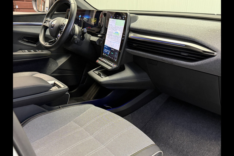 Renault Mégane E-Tech EV40 Boost Charge Techno NAVI-CAMERA-PDC-AIRCO/ECC-TWO TONE-SOH 95,6%