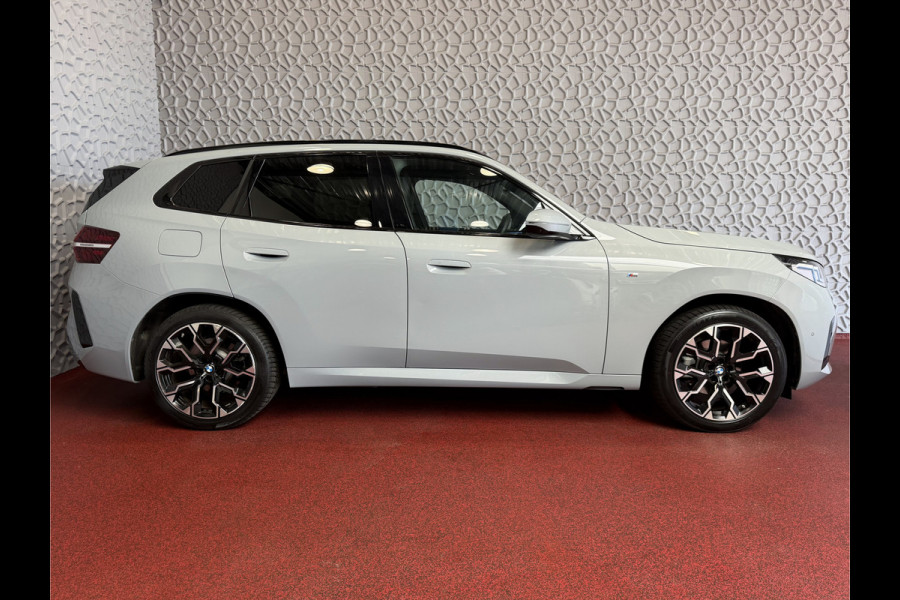 BMW X3 30e 300PK XDRIVE M SPORT / PANO SCHUIFDAK / HARMAN KARDON / 360.CAM / INNOVATION /