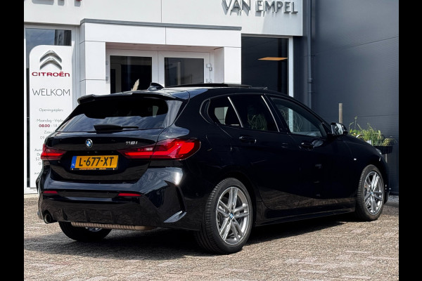 BMW 1-serie 118i M-Sport | Pano | NL-Auto | Leder + Sportstoelen | Camera | Stoelverwarming