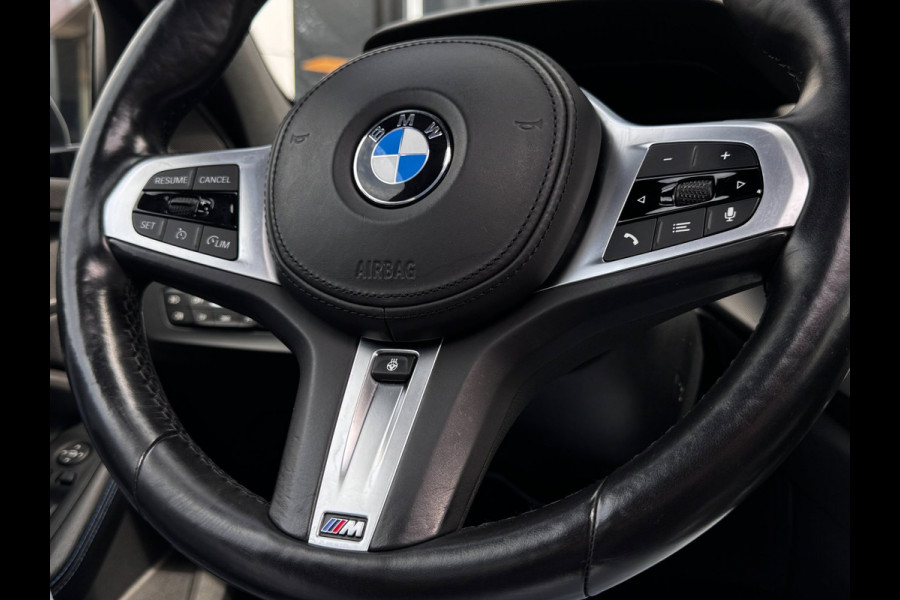 BMW 1-serie 118i M-Sport | Pano | NL-Auto | Leder + Sportstoelen | Camera | Stoelverwarming