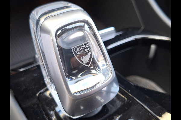 Volvo XC40 1.5 T5 Recharge Inscription | H&K audio | Panorama | Leder | Full LED | Camera |