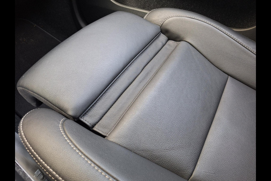 Volvo XC40 1.5 T5 Recharge Inscription | H&K audio | Panorama | Leder | Full LED | Camera |