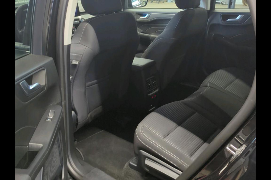 Ford Kuga 2.5 PHEV Titanium WORDT VERWACHT! | Winter Pack | Trekhaak |