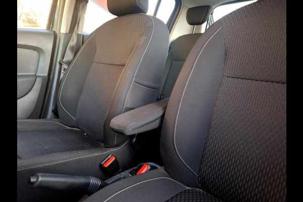 Dacia Sandero 0.9 TCe Laureate | Navi | Trekhaak 1.080kg | Airco | Cruise Control | NAP |