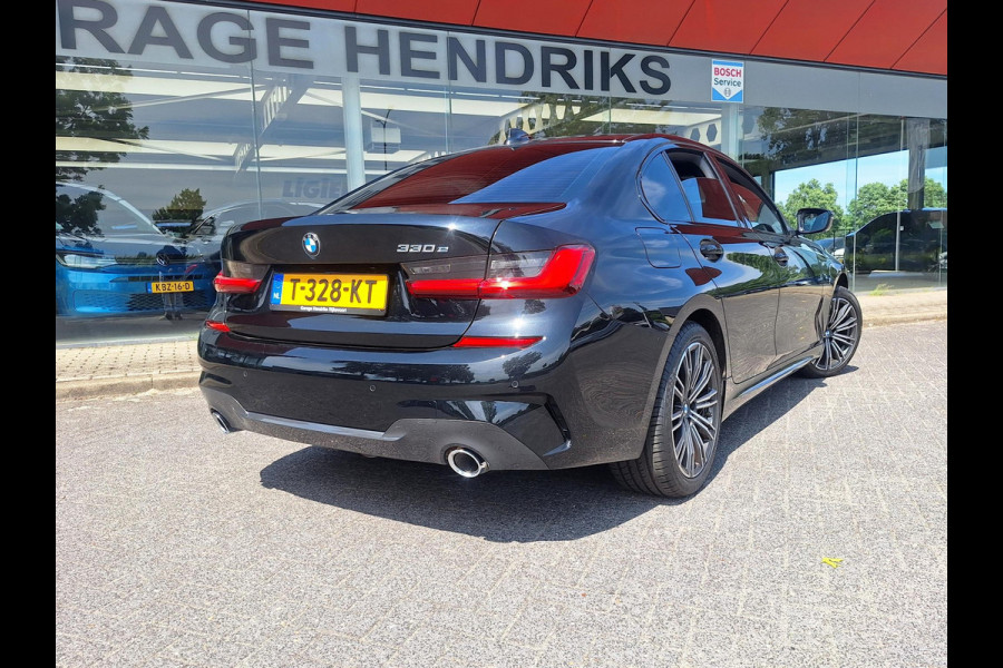 BMW 3-serie 330e M Sport | SOH: 88,8% |  Trekhaak wegklapbaar | Nieuwe banden | Climate  | CC | Leder Stof |