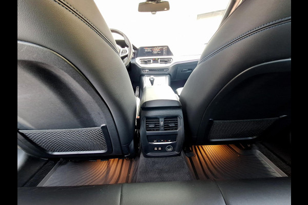 BMW 3-serie 330e M Sport | SOH: 88,8% |  Trekhaak wegklapbaar | Nieuwe banden | Climate  | CC | Leder Stof |