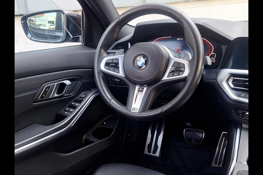 BMW 3-serie 330e M Sport | SOH: 88,8% |  Trekhaak wegklapbaar | Nieuwe banden | Climate  | CC | Leder Stof |