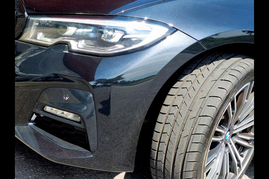 BMW 3-serie 330e M Sport | SOH: 88,8% |  Trekhaak wegklapbaar | Nieuwe banden | Climate  | CC | Leder Stof |
