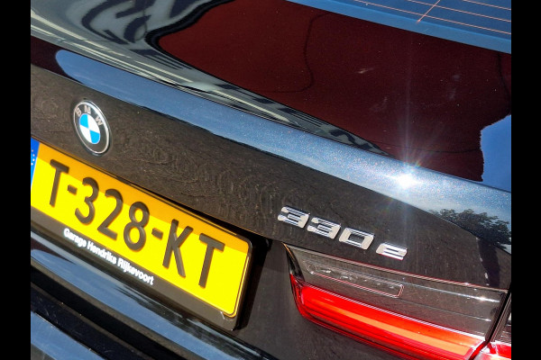 BMW 3-serie 330e M Sport | SOH: 88,8% |  Trekhaak wegklapbaar | Nieuwe banden | Climate  | CC | Leder Stof |