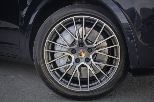 Porsche Cayenne 4.0 Turbo | BURMESTER | SUÉDE HEMEL | STOELKOELING/VERWARMING | STUURVERWARMING | PANORAMADAK | LEDERPAKKET | PDLS+ | PASM | PDC