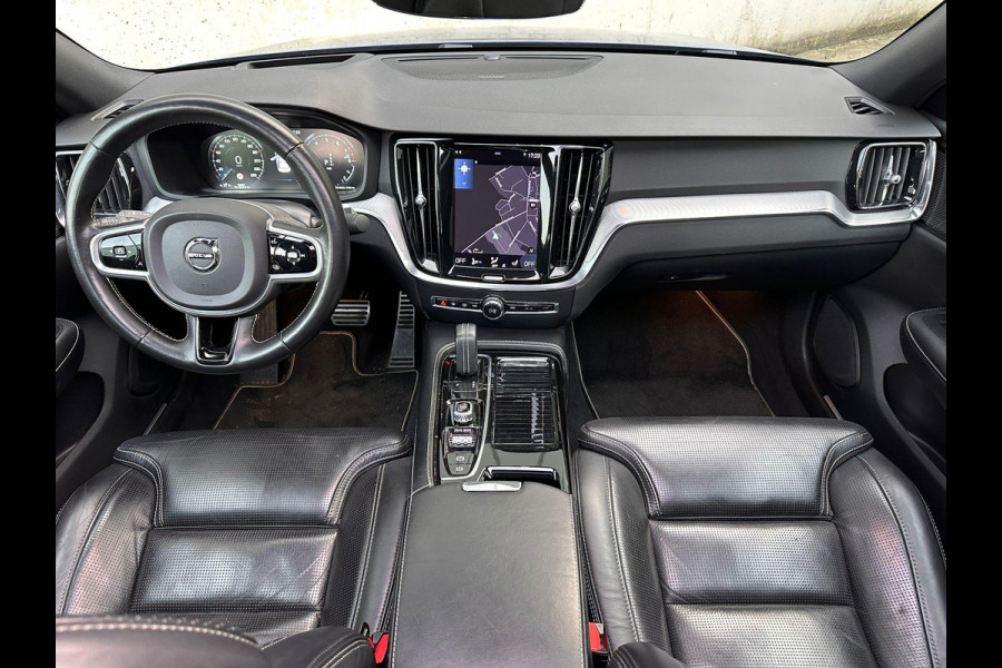 Volvo S60 2.0 Recharge T8 AWD R-Design |  Full Options! | Trekhaak 2000kg | Panorama | Leder | LED |