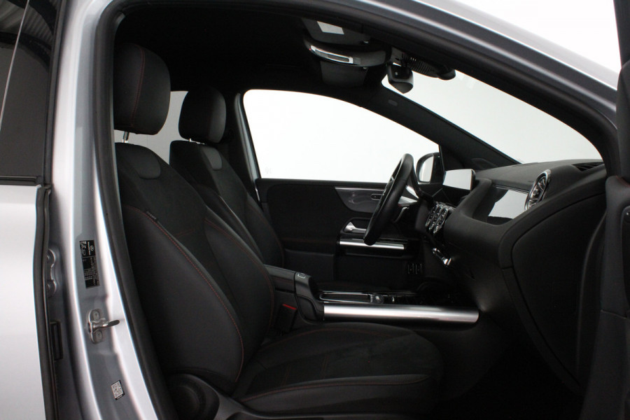 Mercedes-Benz B-Klasse 250 e AMG Line > Adapt.cruise/Night-pakket/Plug-in hybride 85km WLTP