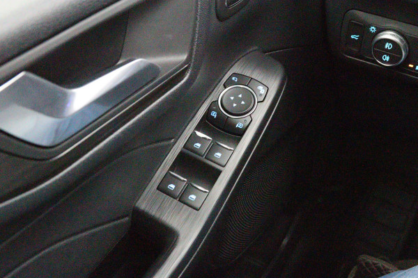 Ford Kuga 2.5 225 PK PHEV Vignale, Trekhaak, Panoramadak, Leder, B&O Sound, Winterpakket, Leder