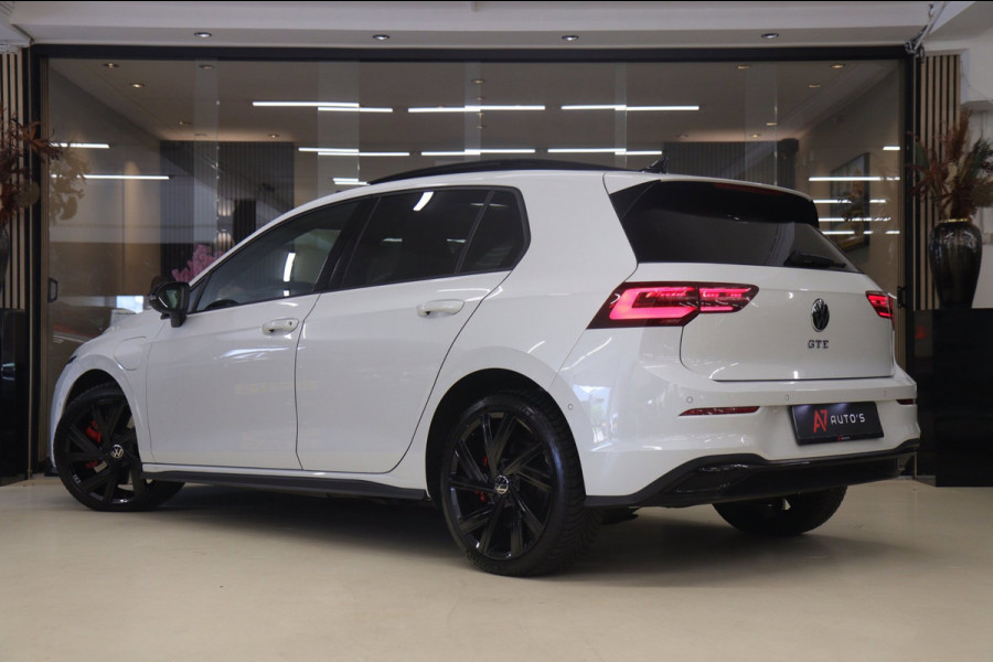 Volkswagen Golf 1.4 eHybrid GTE /PANO/IQLIGHT/CAM/CARPLAY/ACC/KEYLESS/VOL
