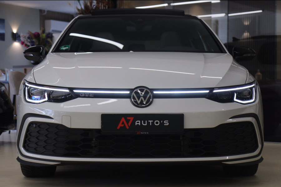 Volkswagen Golf 1.4 eHybrid GTE /PANO/IQLIGHT/CAM/CARPLAY/ACC/KEYLESS/VOL
