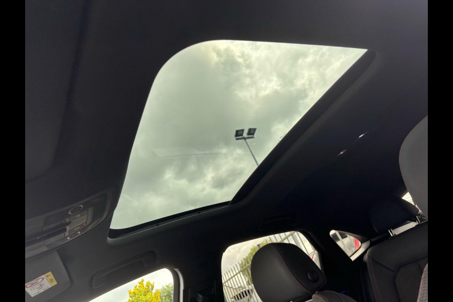 Audi Q3 Sportback 45 TFSI e S Edition 245 PK | Panorama | Wegklapbare Trekhaak | Memory Seats | SONOS Audio | Elek. klep | Verwacht!