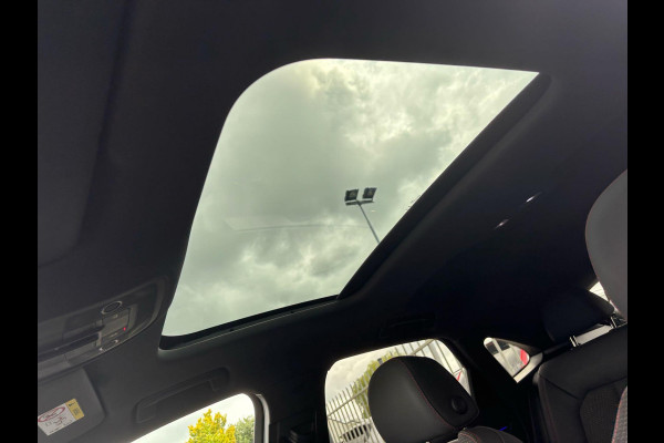 Audi Q3 Sportback 45 TFSI e S Edition 245 PK | Panorama | Wegklapbare Trekhaak | Memory Seats | SONOS Audio | Elek. klep | Verwacht!