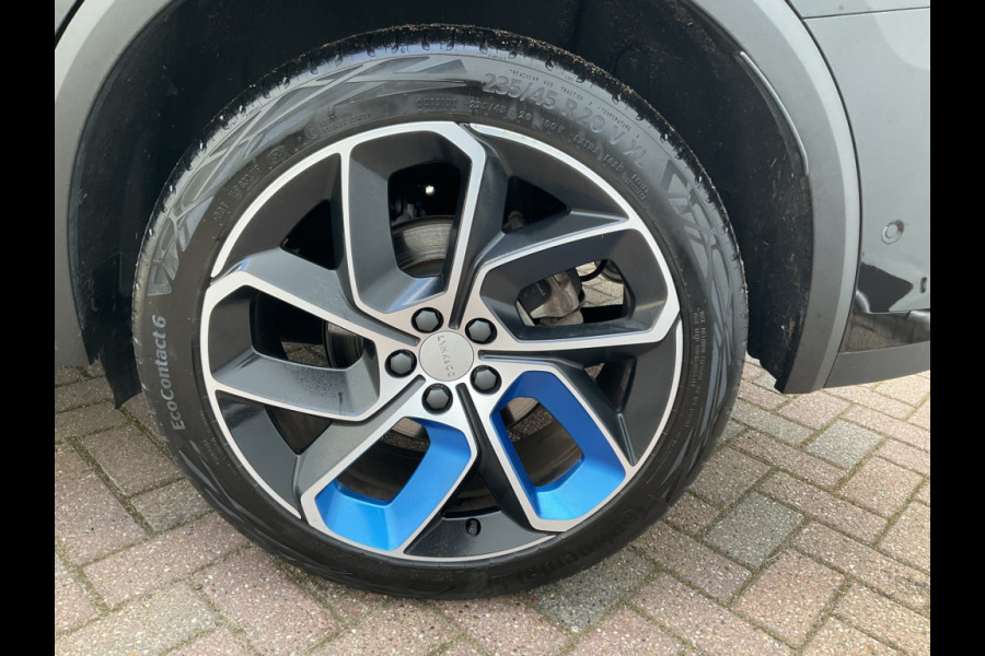 Lynk & Co 01 1.5 Plug-in Hybrid Stuur/Stoelverw. Adapt.Cruise Zwarte hemel Carplay 360°Cam