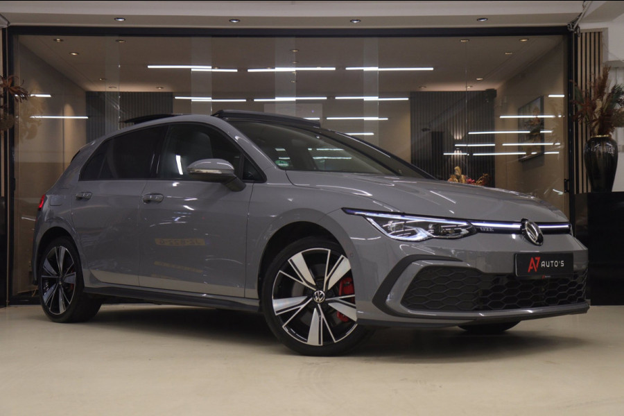 Volkswagen Golf 1.4 eHybrid GTE / HEADUP/PANO/IQLIGHT/CAM/CARPLAY/VOL