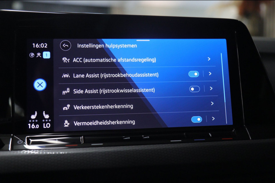 Volkswagen Golf 1.4 eHybrid GTE / HEADUP/PANO/IQLIGHT/CAM/CARPLAY/VOL