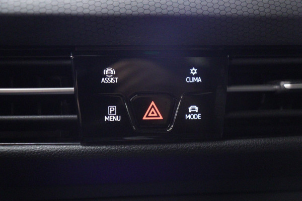 Volkswagen Golf 1.4 eHybrid GTE / HEADUP/PANO/IQLIGHT/CAM/CARPLAY/VOL