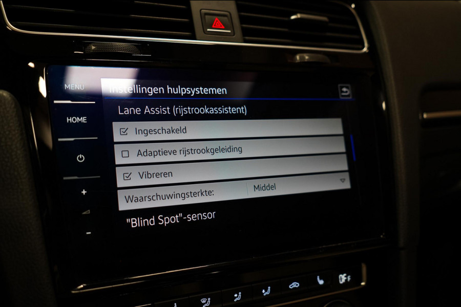 Volkswagen Golf 2.0 TSI 4Motion R BOMVOL|AKRA||MEMORY|